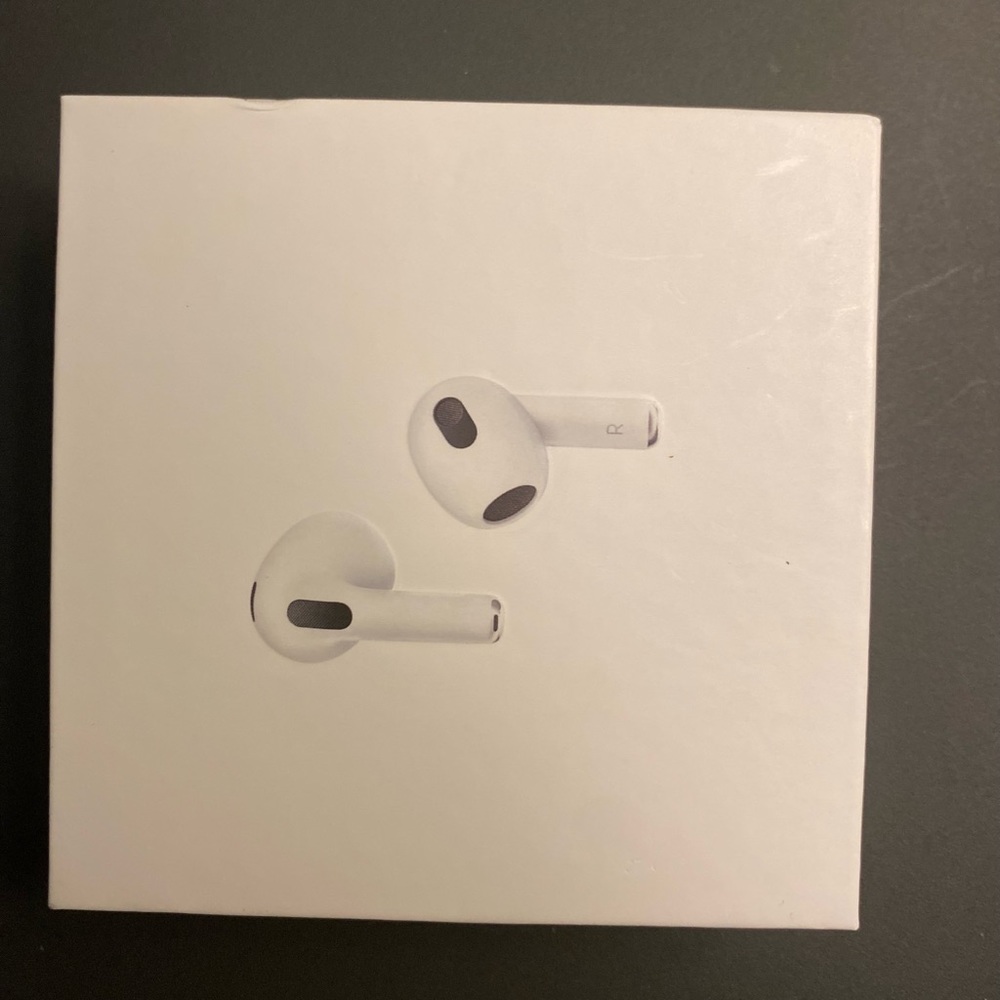 Apple Airpods (3rd gen)
